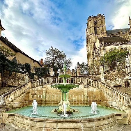Logis Saint-Flaceau Le Mans Kültér fotó